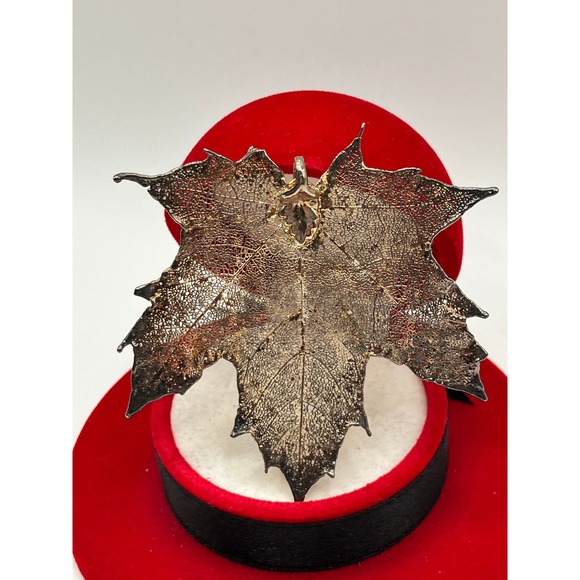 Blattrausch Canadian Maple Antique-Brass 2 5/8 Inch Pendant! - Picture 8 of 10